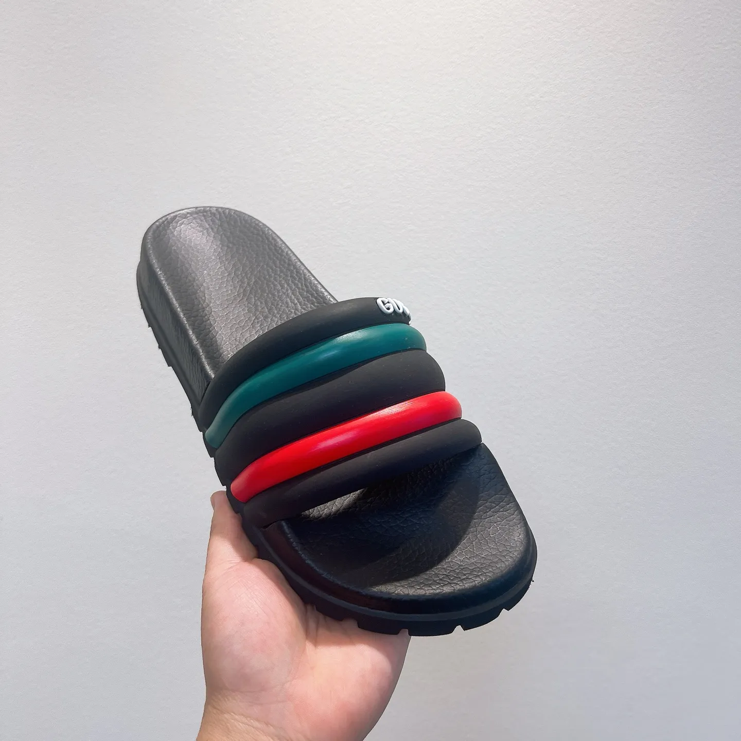 Men's Men's Shoes 130🐮🐮Gucci Gucci Slippers Gucci 2024 latest beach sandals slippers Original molding double G LOGO Original molding consistent Outsole: Men's Men's Shoes u double-layer outsole Size: 35-46